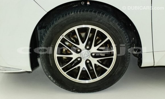 Buy Import Honda Odyssey White Car in Import - Dubai in Abia State Buy Import Honda Odyssey White Car in Import - Dubai in Abia State