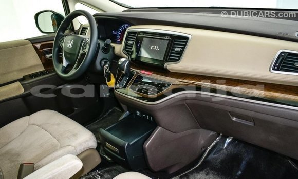 Buy Import Honda Odyssey White Car in Import - Dubai in Abia State Buy Import Honda Odyssey White Car in Import - Dubai in Abia State