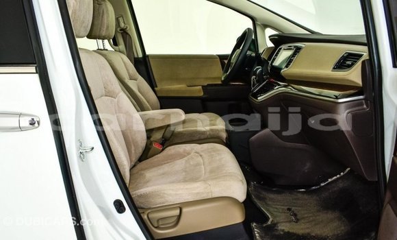 Buy Import Honda Odyssey White Car in Import - Dubai in Abia State Buy Import Honda Odyssey White Car in Import - Dubai in Abia State