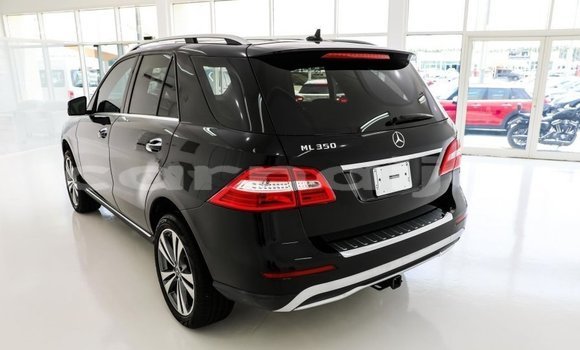 Acheter Import Voiture Mercedes-Benz 190 Noir à Import - Dubai, État d'Abia Acheter Import Voiture Mercedes-Benz 190 Noir à Import - Dubai, État d'Abia