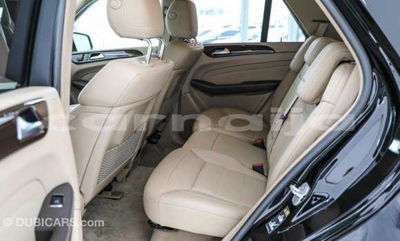 Acheter Import Voiture Mercedes-Benz 190 Noir à Import - Dubai, État d'Abia Acheter Import Voiture Mercedes-Benz 190 Noir à Import - Dubai, État d'Abia