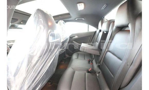 Acheter Import Voiture Mercedes-Benz 250 Blanc à Import - Dubai, État d'Abia Acheter Import Voiture Mercedes-Benz 250 Blanc à Import - Dubai, État d'Abia