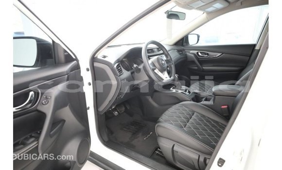 Buy Import Nissan Rogue White Car in Import - Dubai in Abia State Buy Import Nissan Rogue White Car in Import - Dubai in Abia State