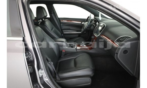 Buy Import Chrysler 300 Other Car in Import - Dubai in Abia State Buy Import Chrysler 300 Other Car in Import - Dubai in Abia State