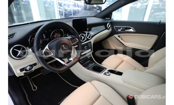 Buy Import Mercedes-Benz 250 White Car in Import - Dubai in Abia State Buy Import Mercedes-Benz 250 White Car in Import - Dubai in Abia State