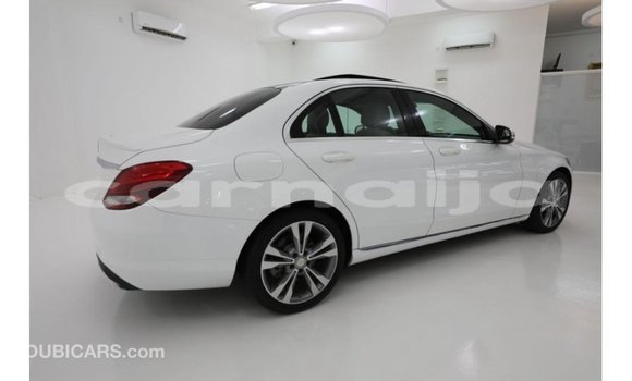 Buy Import Mercedes-Benz 190 White Car in Import - Dubai in Abia State Buy Import Mercedes-Benz 190 White Car in Import - Dubai in Abia State