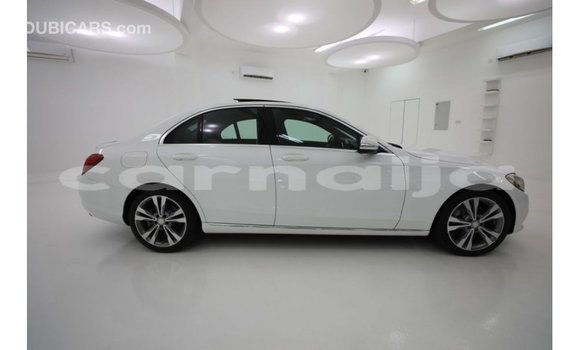 Buy Import Mercedes-Benz 190 White Car in Import - Dubai in Abia State Buy Import Mercedes-Benz 190 White Car in Import - Dubai in Abia State