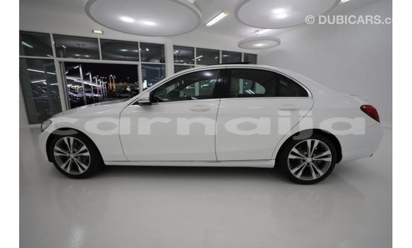 Buy Import Mercedes-Benz 190 White Car in Import - Dubai in Abia State Buy Import Mercedes-Benz 190 White Car in Import - Dubai in Abia State