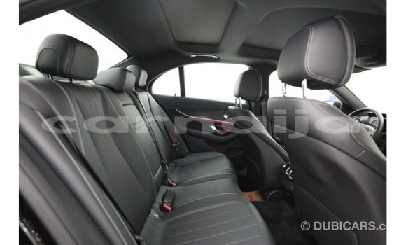 Acheter Import Voiture Mercedes-Benz 190 Noir à Import - Dubai, État d'Abia Acheter Import Voiture Mercedes-Benz 190 Noir à Import - Dubai, État d'Abia