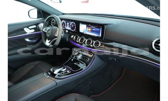 Buy Import Mercedes-Benz 190 Red Car in Import - Dubai in Abia State Buy Import Mercedes-Benz 190 Red Car in Import - Dubai in Abia State