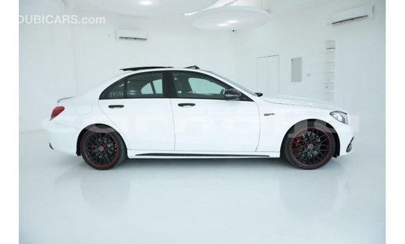 Buy Import Mercedes-Benz 190 White Car in Import - Dubai in Abia State Buy Import Mercedes-Benz 190 White Car in Import - Dubai in Abia State