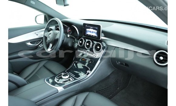 Buy Import Mercedes-Benz 190 White Car in Import - Dubai in Abia State Buy Import Mercedes-Benz 190 White Car in Import - Dubai in Abia State