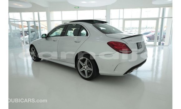 Acheter Import Voiture Mercedes-Benz 190 Autre à Import - Dubai, État d'Abia Acheter Import Voiture Mercedes-Benz 190 Autre à Import - Dubai, État d'Abia