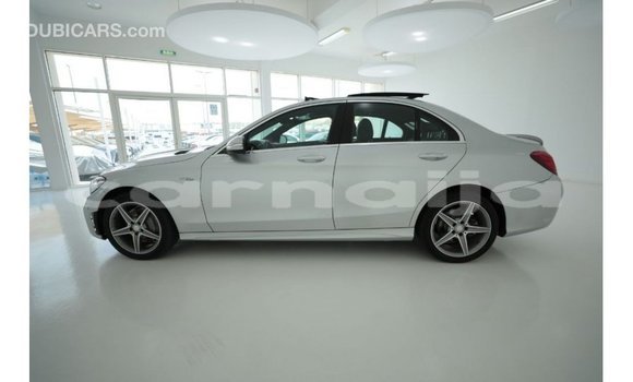 Acheter Import Voiture Mercedes-Benz 190 Autre à Import - Dubai, État d'Abia Acheter Import Voiture Mercedes-Benz 190 Autre à Import - Dubai, État d'Abia