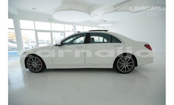 Buy Import Mercedes-Benz 190 White Car in Import - Dubai in Abia State Buy Import Mercedes-Benz 190 White Car in Import - Dubai in Abia State