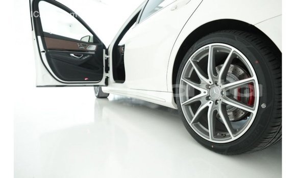 Buy Import Mercedes-Benz 190 White Car in Import - Dubai in Abia State Buy Import Mercedes-Benz 190 White Car in Import - Dubai in Abia State