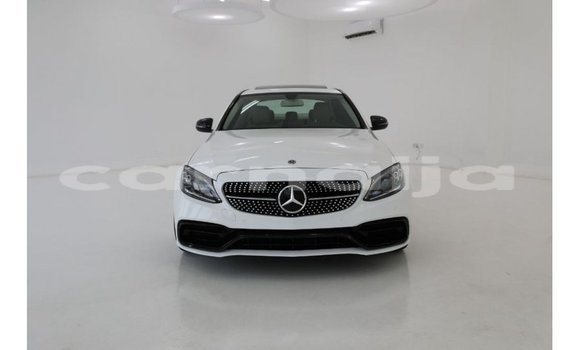 Acheter Import Voiture Mercedes-Benz 190 Blanc à Import - Dubai, État d'Abia