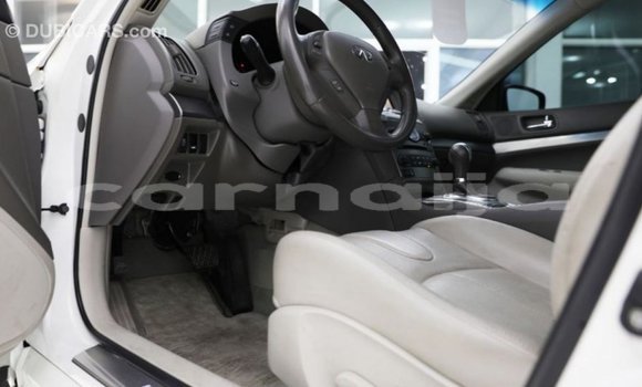 Buy Import Infiniti Q White Car in Import - Dubai in Abia State Buy Import Infiniti Q White Car in Import - Dubai in Abia State