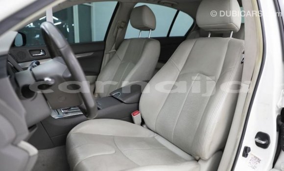Buy Import Infiniti Q White Car in Import - Dubai in Abia State Buy Import Infiniti Q White Car in Import - Dubai in Abia State