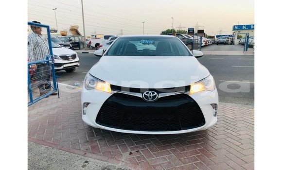 Buy Import Toyota Camry White Car in Import - Dubai in Abia State Buy Import Toyota Camry White Car in Import - Dubai in Abia State