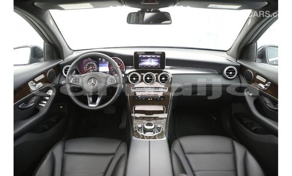 Acheter Import Voiture Mercedes-Benz GLC Noir à Import - Dubai, État d'Abia Acheter Import Voiture Mercedes-Benz GLC Noir à Import - Dubai, État d'Abia