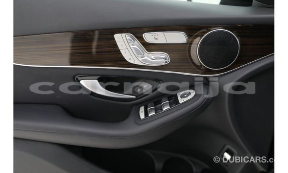 Acheter Import Voiture Mercedes-Benz GLC Noir à Import - Dubai, État d'Abia Acheter Import Voiture Mercedes-Benz GLC Noir à Import - Dubai, État d'Abia