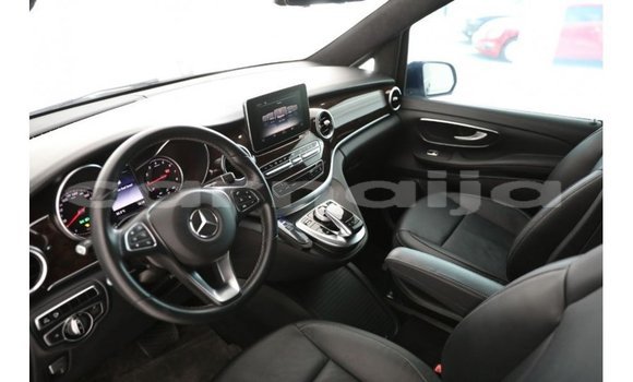 Buy Import Mercedes-Benz 250 Black Car in Import - Dubai in Abia State Buy Import Mercedes-Benz 250 Black Car in Import - Dubai in Abia State