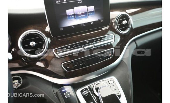 Buy Import Mercedes-Benz 250 Black Car in Import - Dubai in Abia State Buy Import Mercedes-Benz 250 Black Car in Import - Dubai in Abia State