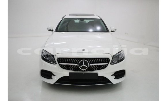 Buy Import Mercedes-Benz 190 White Car in Import - Dubai in Abia State Buy Import Mercedes-Benz 190 White Car in Import - Dubai in Abia State