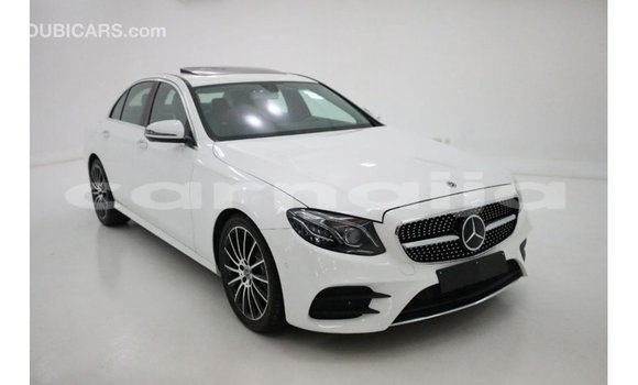 Buy Import Mercedes-Benz 190 White Car in Import - Dubai in Abia State Buy Import Mercedes-Benz 190 White Car in Import - Dubai in Abia State
