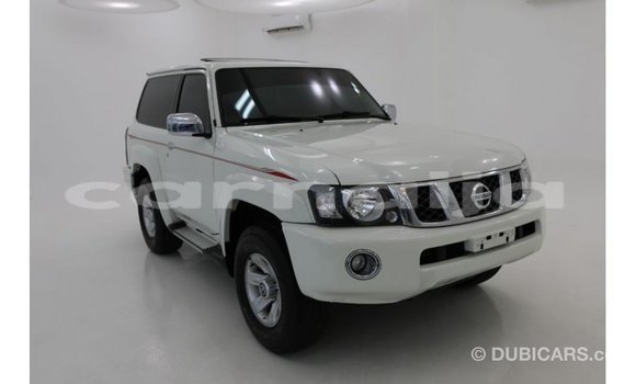 Buy Import Nissan Patrol White Car in Import - Dubai in Abia State Buy Import Nissan Patrol White Car in Import - Dubai in Abia State