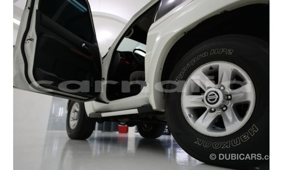 Buy Import Nissan Patrol White Car in Import - Dubai in Abia State Buy Import Nissan Patrol White Car in Import - Dubai in Abia State