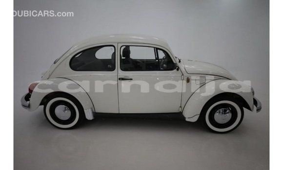 Buy Import Volkswagen Beetle White Car in Import - Dubai in Abia State Buy Import Volkswagen Beetle White Car in Import - Dubai in Abia State