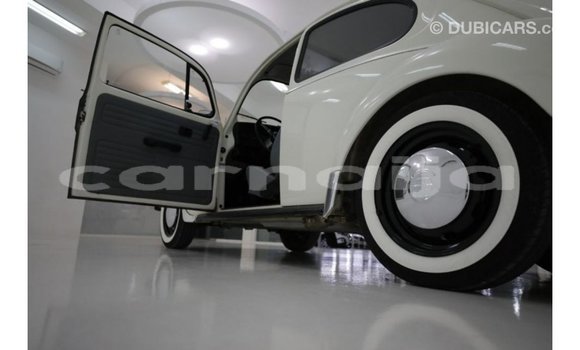 Buy Import Volkswagen Beetle White Car in Import - Dubai in Abia State Buy Import Volkswagen Beetle White Car in Import - Dubai in Abia State