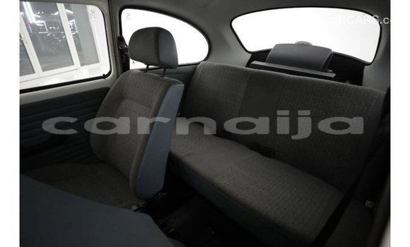 Buy Import Volkswagen Beetle White Car in Import - Dubai in Abia State Buy Import Volkswagen Beetle White Car in Import - Dubai in Abia State