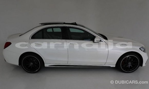 Buy Import Mercedes-Benz 190 White Car in Import - Dubai in Abia State Buy Import Mercedes-Benz 190 White Car in Import - Dubai in Abia State