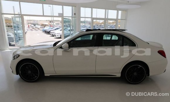 Buy Import Mercedes-Benz 190 White Car in Import - Dubai in Abia State Buy Import Mercedes-Benz 190 White Car in Import - Dubai in Abia State
