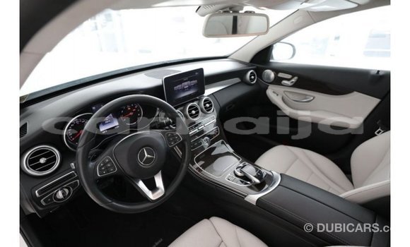 Buy Import Mercedes-Benz 190 White Car in Import - Dubai in Abia State Buy Import Mercedes-Benz 190 White Car in Import - Dubai in Abia State