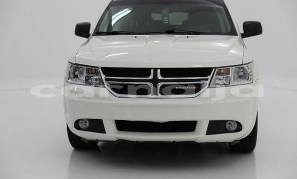 Buy Import Dodge Journey White Car in Import - Dubai in Abia State Buy Import Dodge Journey White Car in Import - Dubai in Abia State