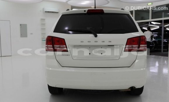Buy Import Dodge Journey White Car in Import - Dubai in Abia State Buy Import Dodge Journey White Car in Import - Dubai in Abia State