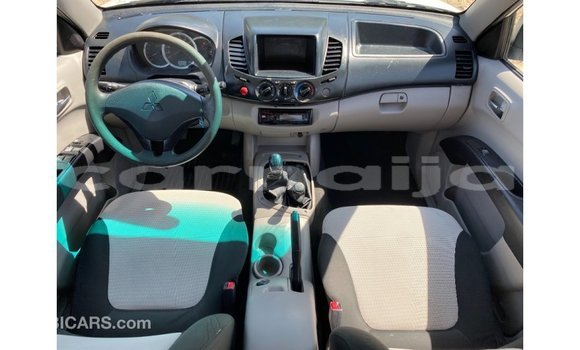 Buy Import Mitsubishi L200 White Car in Import - Dubai in Abia State Buy Import Mitsubishi L200 White Car in Import - Dubai in Abia State