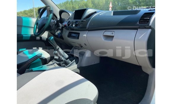 Buy Import Mitsubishi L200 White Car in Import - Dubai in Abia State Buy Import Mitsubishi L200 White Car in Import - Dubai in Abia State