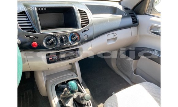 Buy Import Mitsubishi L200 White Car in Import - Dubai in Abia State Buy Import Mitsubishi L200 White Car in Import - Dubai in Abia State