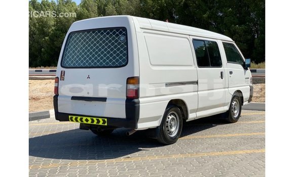 Buy Import Mitsubishi Van White Truck in Import - Dubai in Abia State Buy Import Mitsubishi Van White Truck in Import - Dubai in Abia State