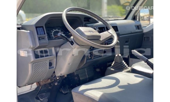 Buy Import Mitsubishi Van White Truck in Import - Dubai in Abia State Buy Import Mitsubishi Van White Truck in Import - Dubai in Abia State