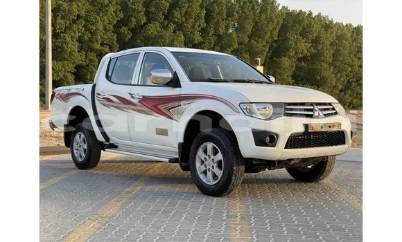 Acheter Import Voiture Mitsubishi L200 Blanc à Import - Dubai, État d'Abia Acheter Import Voiture Mitsubishi L200 Blanc à Import - Dubai, État d'Abia