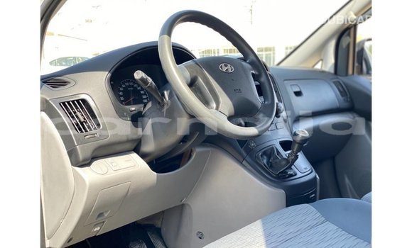 Acheter Import Voiture Hyundai Accent Blanc à Import - Dubai, État d'Abia Acheter Import Voiture Hyundai Accent Blanc à Import - Dubai, État d'Abia