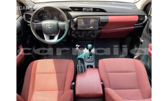 Buy Import Toyota Hilux White Car in Import - Dubai in Abia State Buy Import Toyota Hilux White Car in Import - Dubai in Abia State