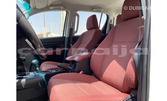 Buy Import Toyota Hilux White Car in Import - Dubai in Abia State Buy Import Toyota Hilux White Car in Import - Dubai in Abia State
