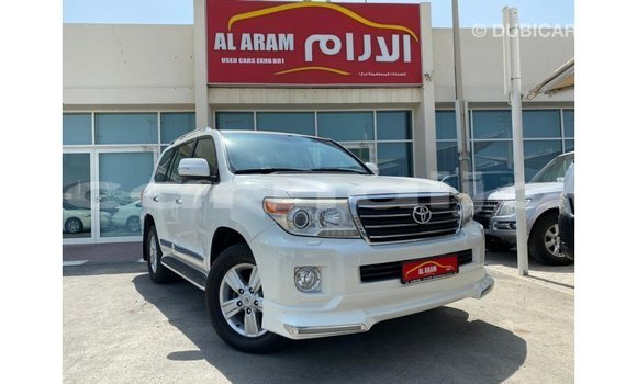 Buy Import Toyota Land Cruiser White Car in Import - Dubai in Abia State Buy Import Toyota Land Cruiser White Car in Import - Dubai in Abia State